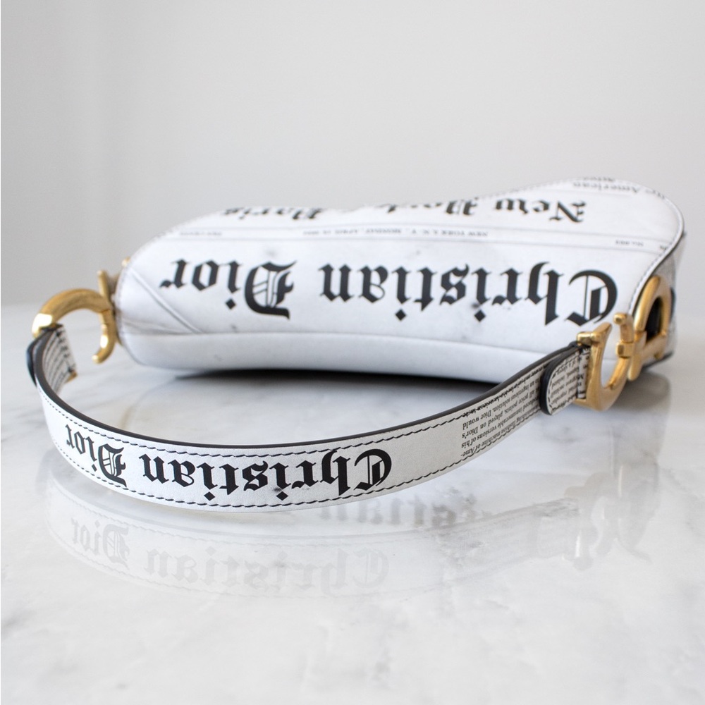 Rare Christian Dior 2024 Newspaper Print White Black Calfskin Saddle Bag - Picture 10 of 16